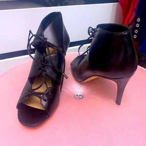 New - Leather Via Spiga 3 inch black stilettos, Sz 8